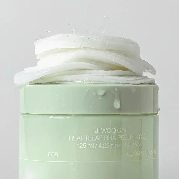JIWOOGAE Heartleaf BHA Peeling Pad - Tonico Viso in Dischetti